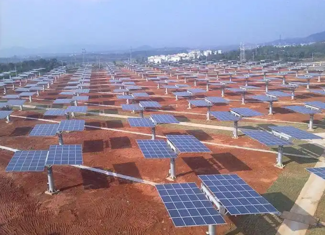 PV Series-Parallel Connection and Its Relationship with Inverter Voltage and Current