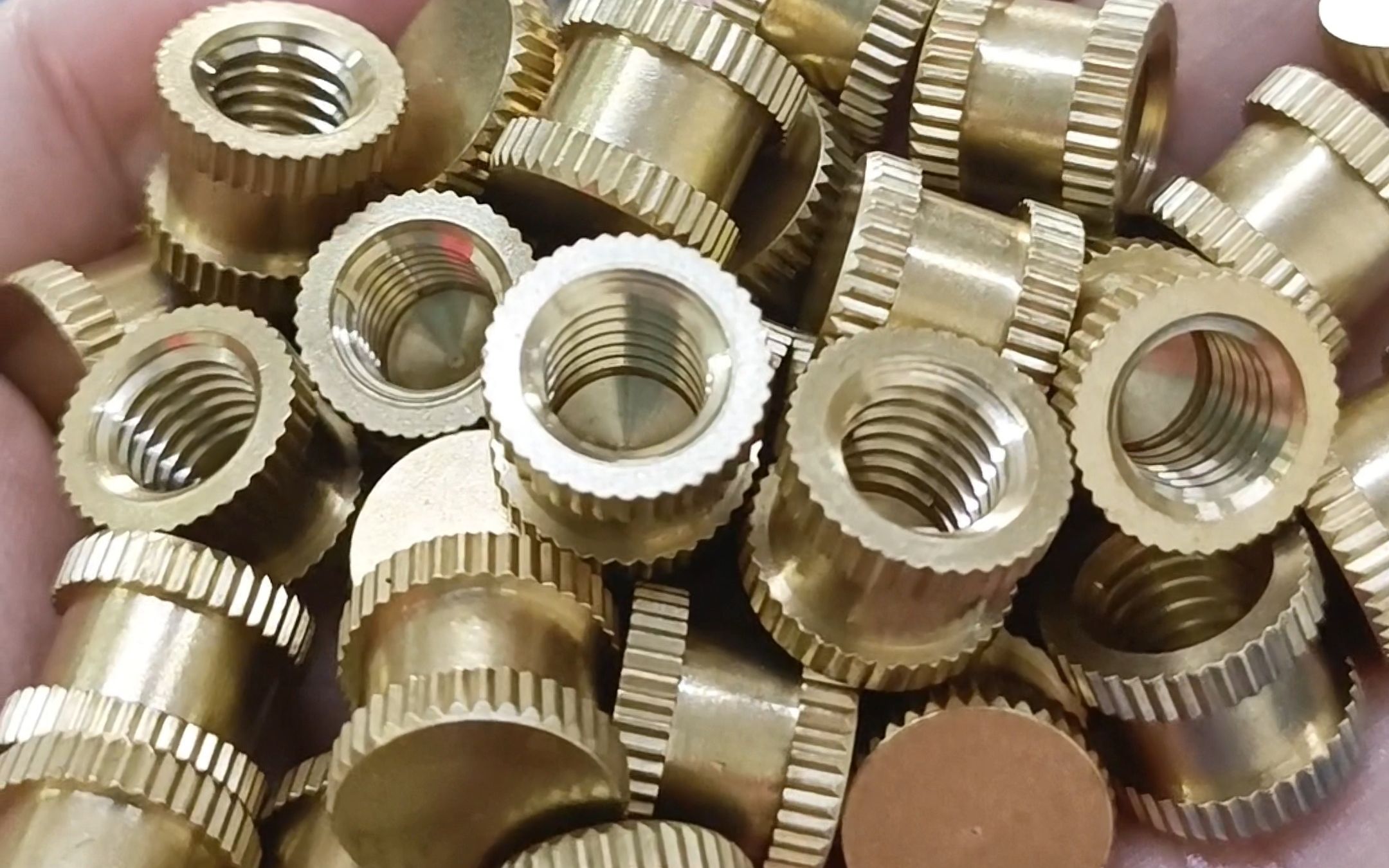 Copper Screw and Nut2.jpg